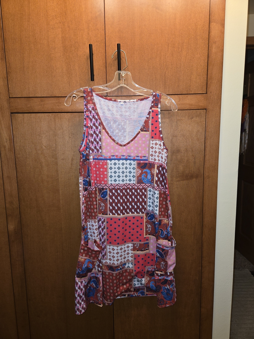 Sleeveless Patchwork Print Summer Dress in Pink and Red
